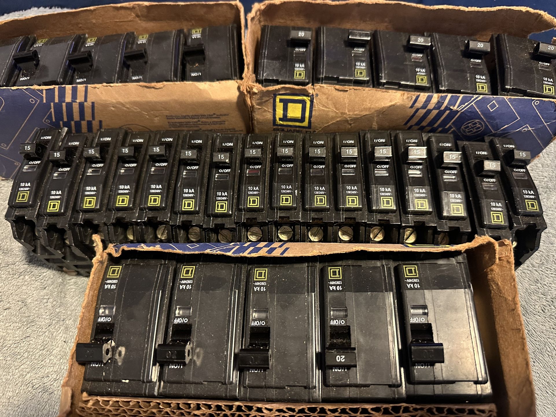 Square D Breakers 15amp And 20amp