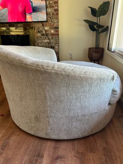 Round sofa