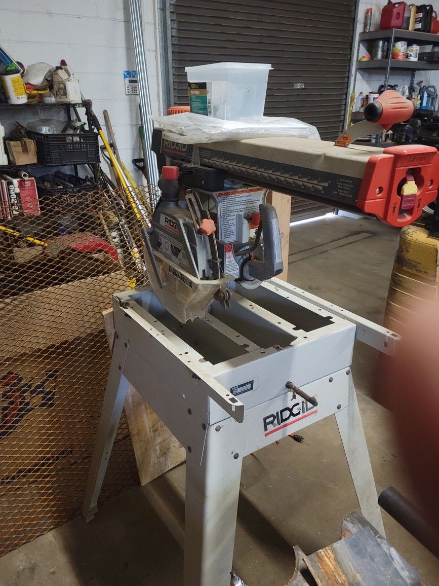 Radial Arm Saw