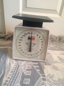 Vintage kitchen scale