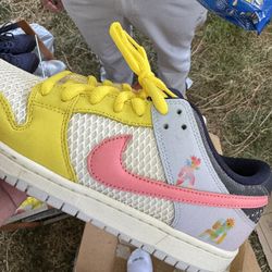 Nike Dunks 