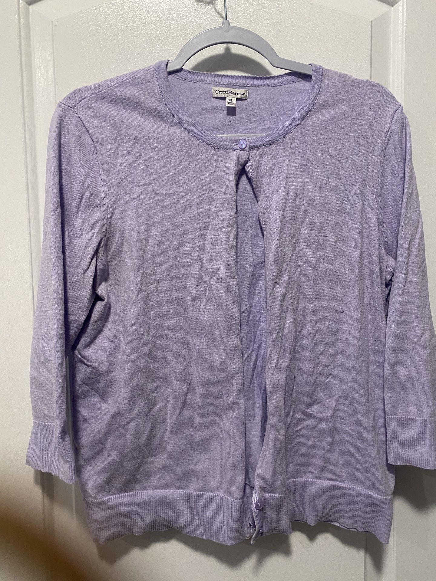 WOMENS LAVENDER BUTTON UP CARDIGAN SWEATER