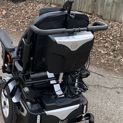 Avid Power Chair