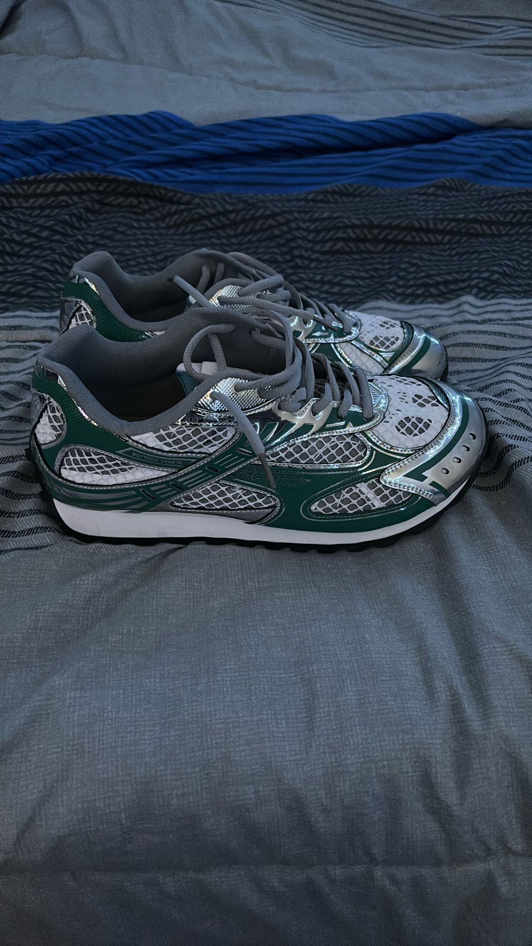 Green bottega sneakers 