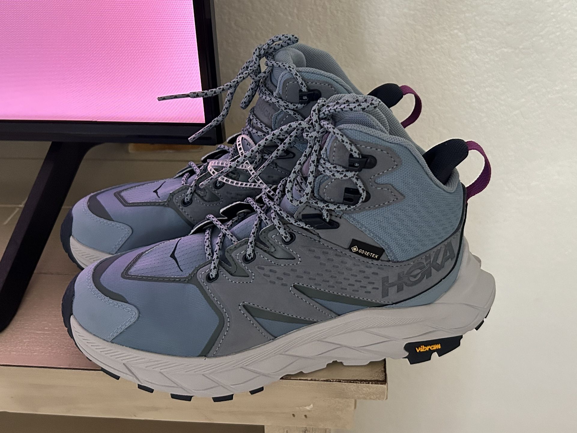 Hoka One One Women's Anacapa Mid GTX Gore-Tex Hiking Shoes (Brand New)
