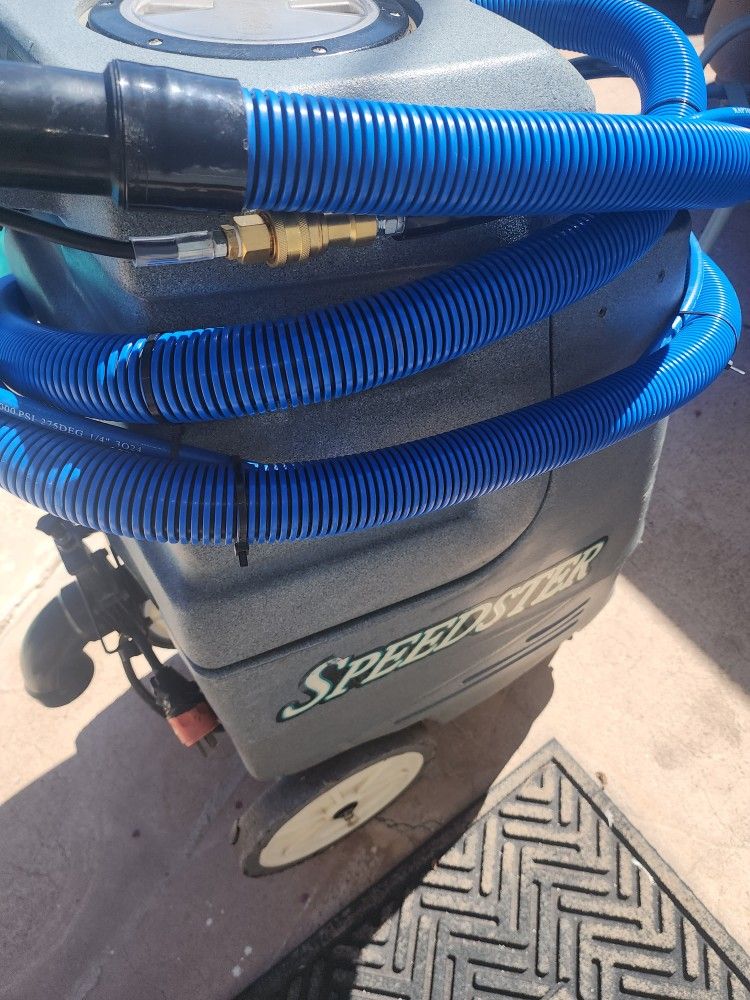 Mytee Xtractor Carpet Shampooer 