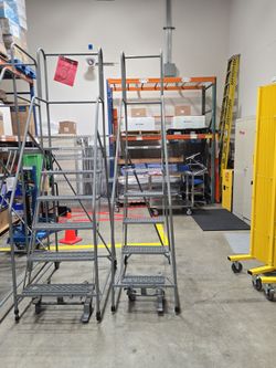 Rolling ladders