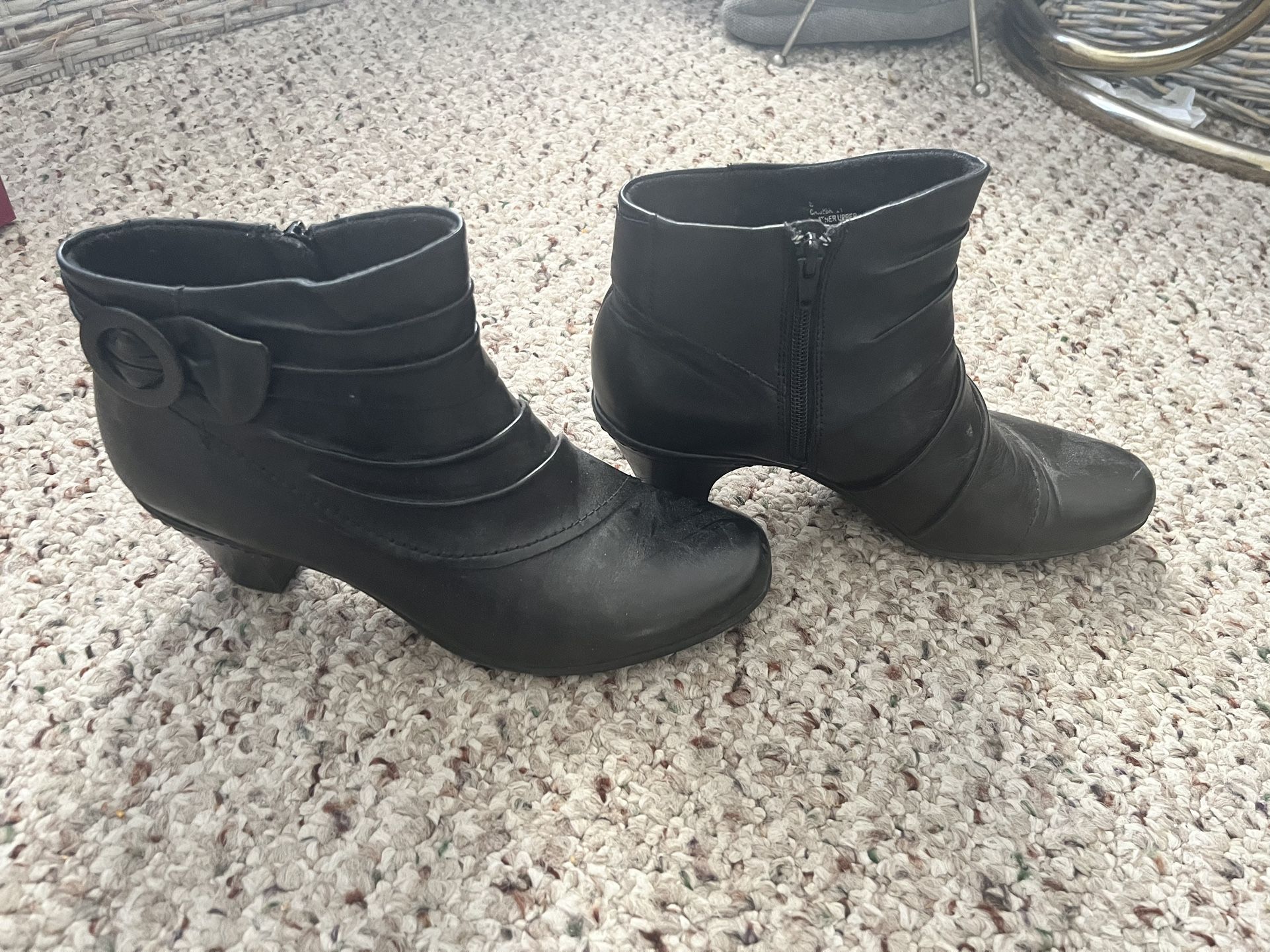 Ladies Black Leather Booties, Size 9 M