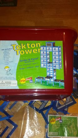 Tekton Tower building toy