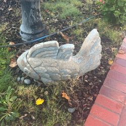 Very Heavy Cement Fish 60.00