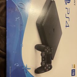 PS4 slim 1TB