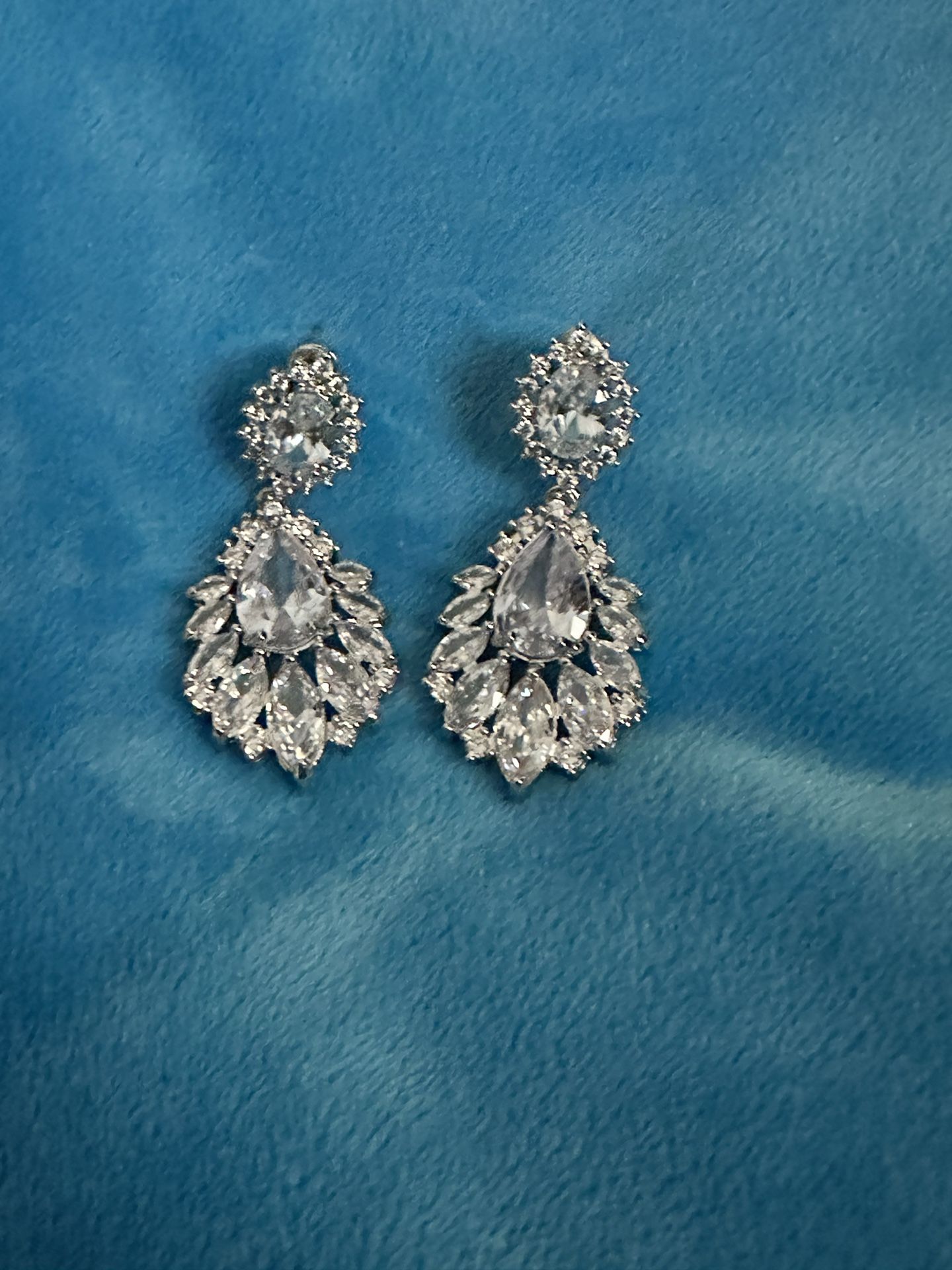 Waterdrop cubic Zirconia Earrings