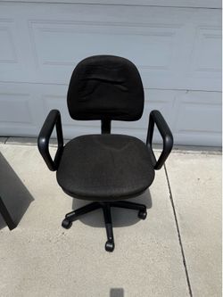 Desk chair