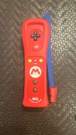Nintendo Limited Edition Mario Wii / Wii U Remote Plus Controller Red Excellent