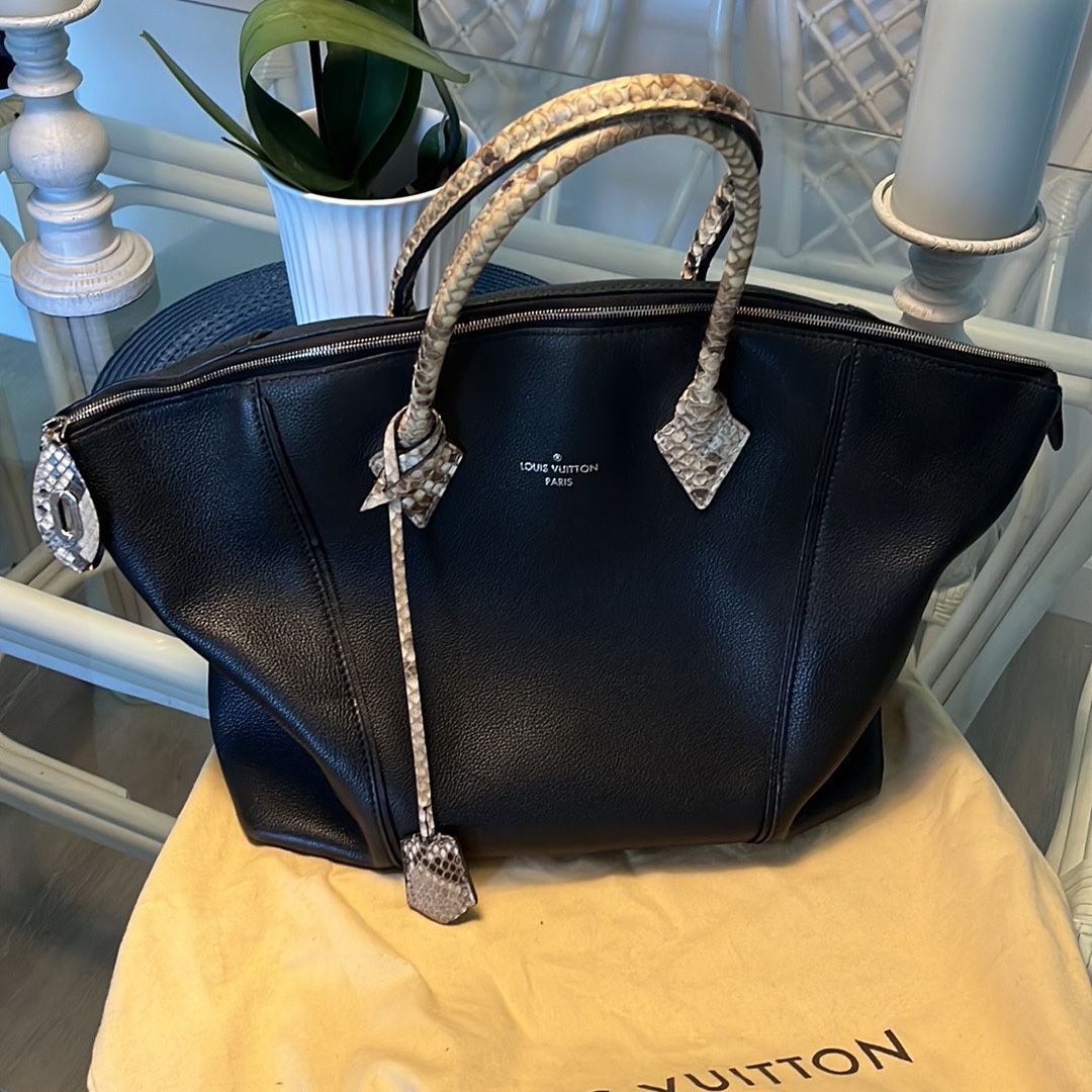 Louis Vuitton Black Leather and Python Soft Lockit PM