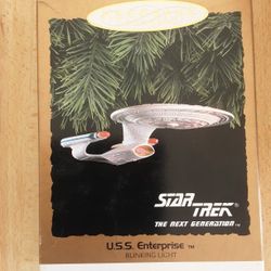 Hallmark Keepsake Starvtrek Uss Enterprise Ornament  2 Available 