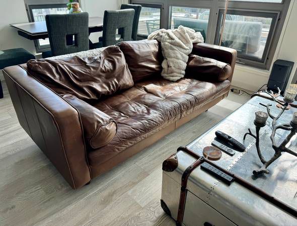 Sofa (Leather Sofa)