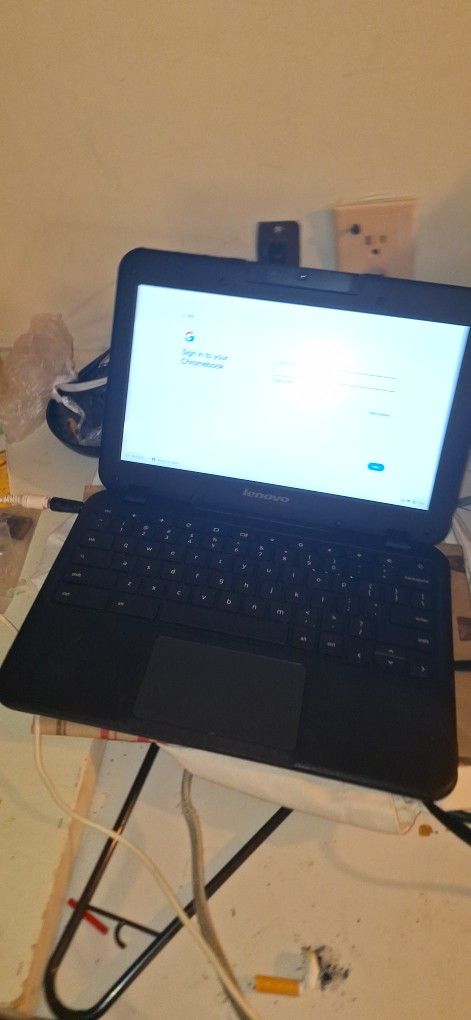 Lenovo 11.6 Inch Cb3 With Handel 