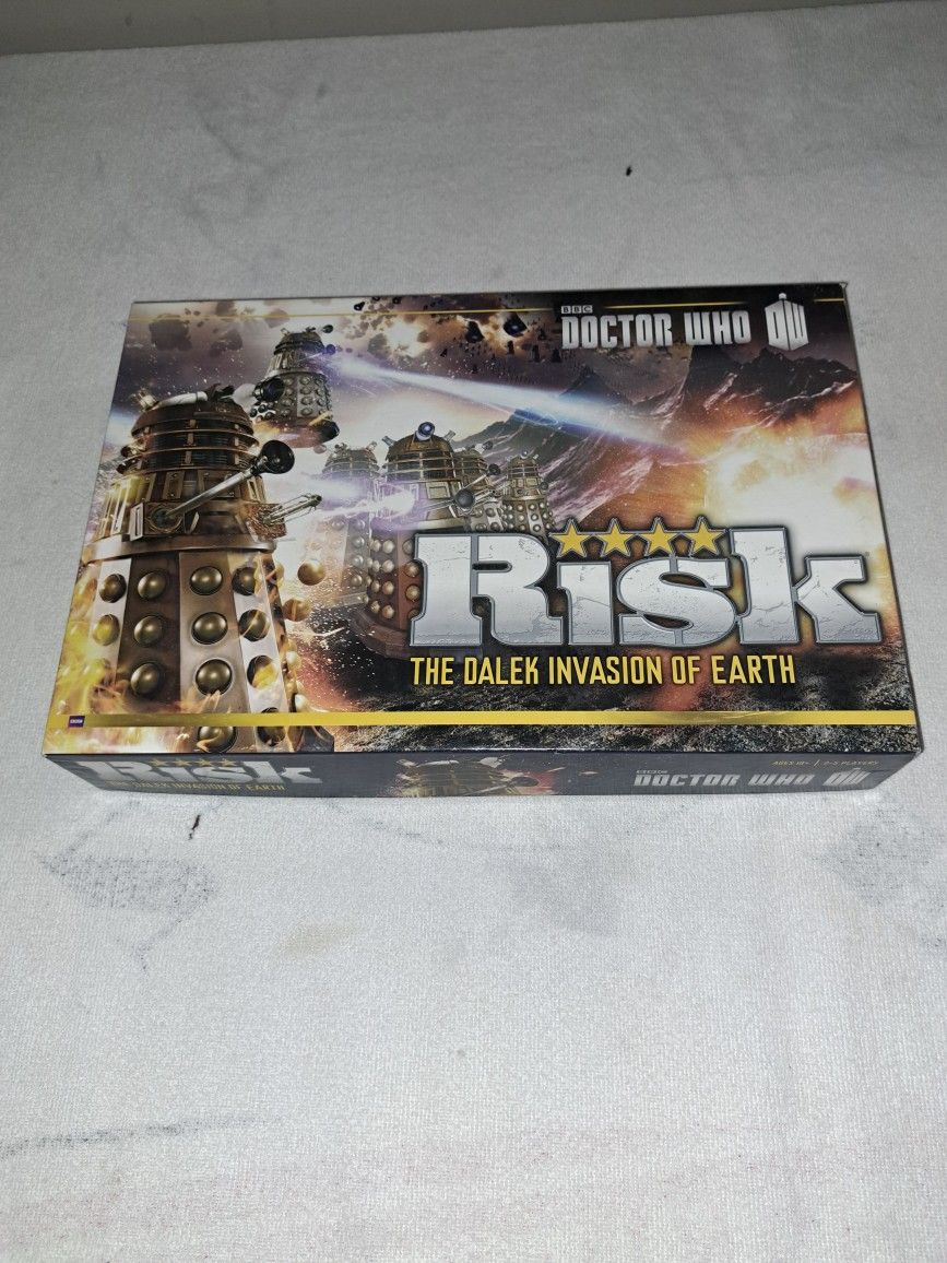 Risk Dr. Who Edition Board Game The Dalek Invasion Of Earth In Excellent Condition (Is Missing Cardboard Clara Token)