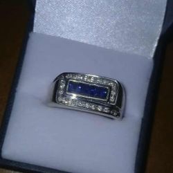 10K White Gold with Diamond and Saphires 