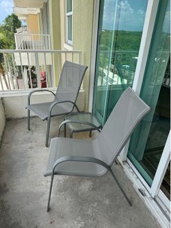 Patio Chairs & Side Tables