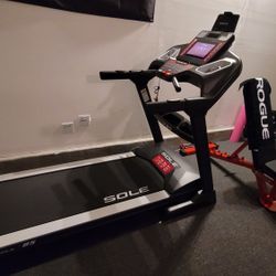 Sole F85 treadmill 