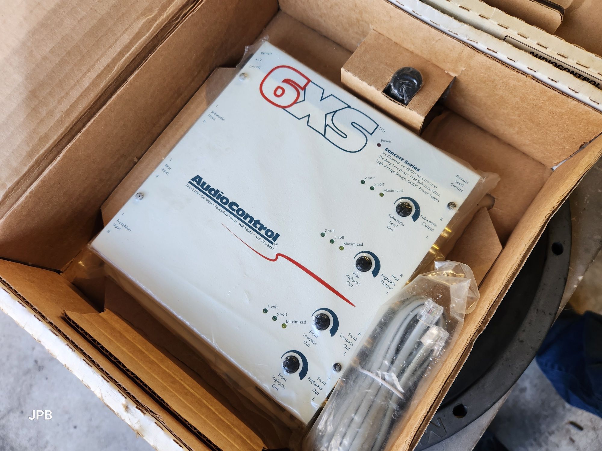 Brand New Rare Audiocontrol 6xs Crossover