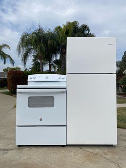 Two Doors Top Freezer And Electric Stove Set