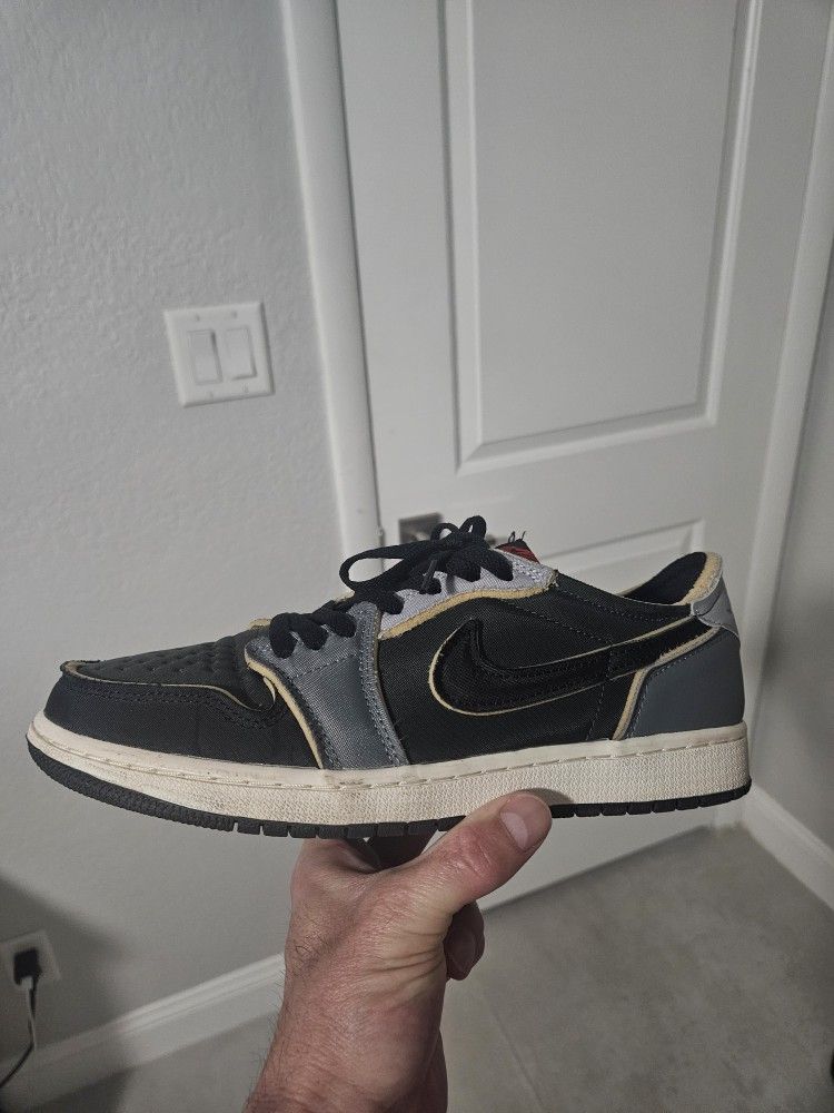 Jordan 1 Rare Size 9