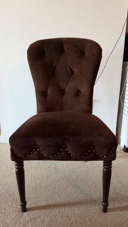 Accent chair