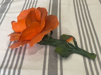 Capodimonte molded ceramic orange rose with a stem & bud. About 8” long