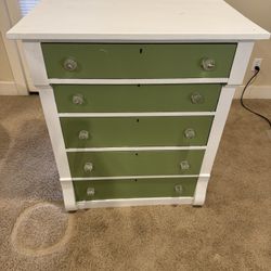 Solid wood vintage antique chest of drawers Dresser w/ matching antique drop leaf lamp Night Stand  table