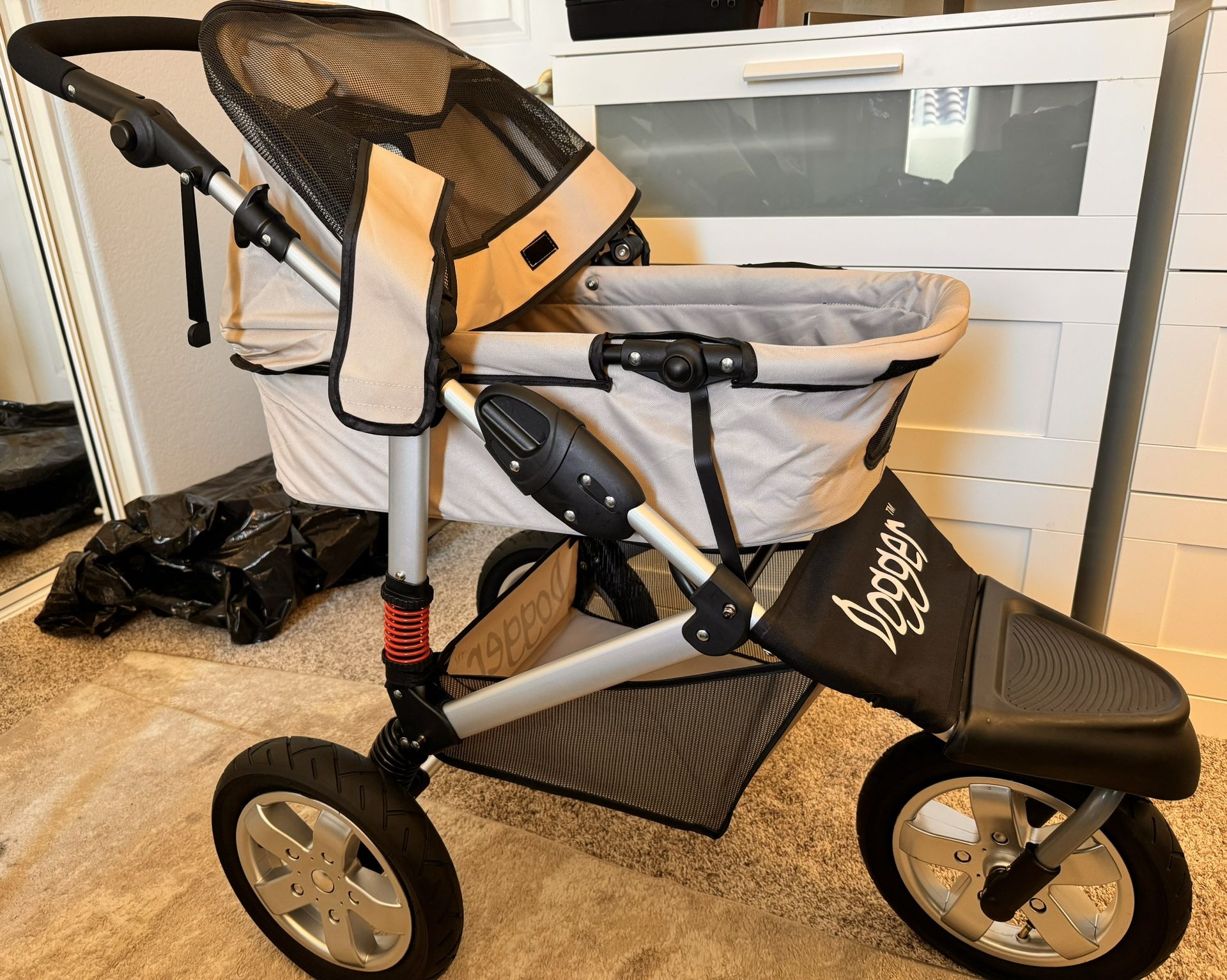 Dogger stroller- TAN COLOR