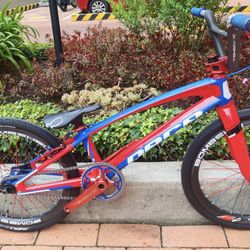 Bike BOMBSHELL ORCA 2022 Expert XL