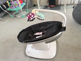 Mommaroo swing