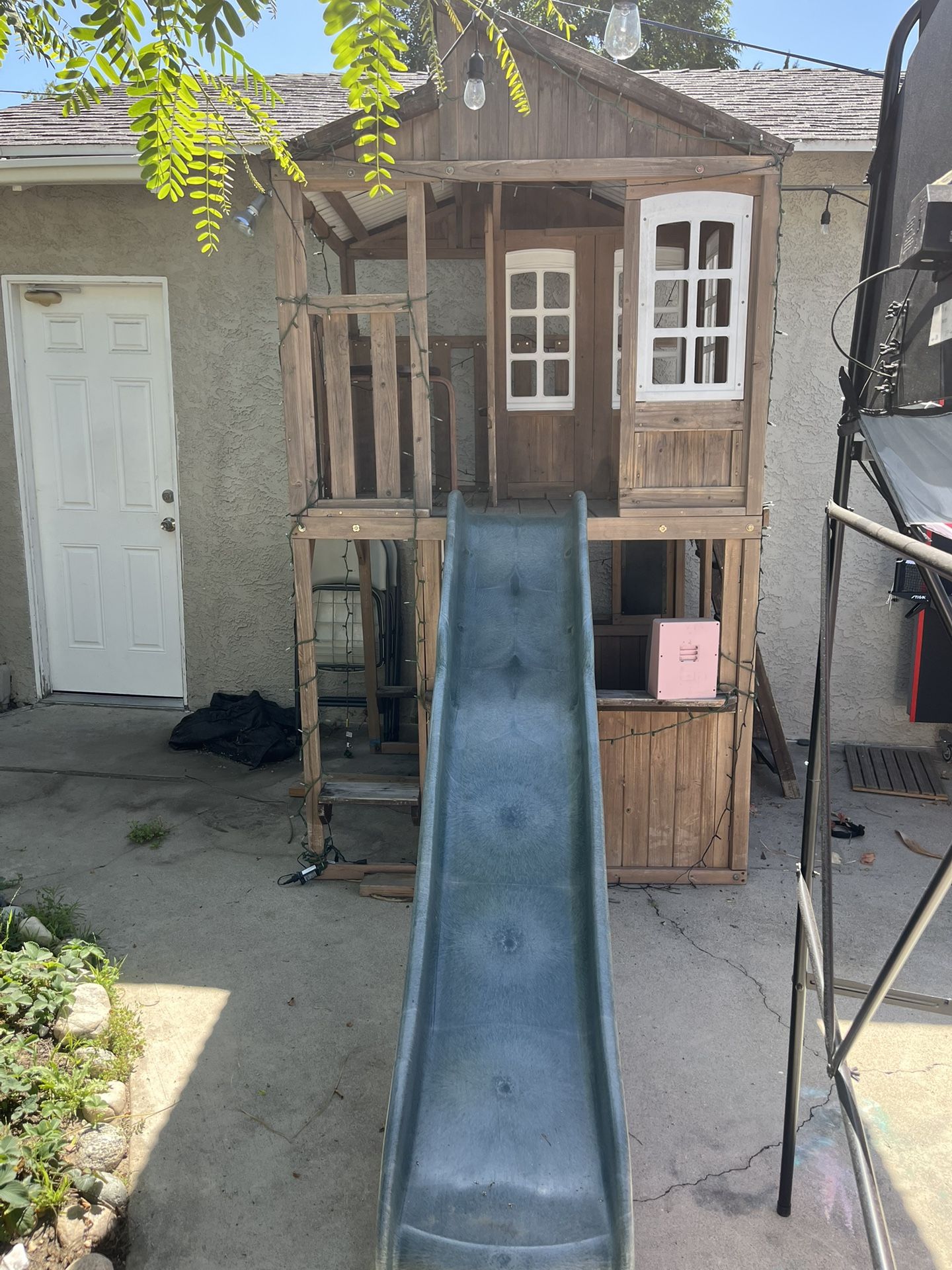 Outdoor Kids Playhouse