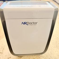 AIR DOCTOR 3500 Air Purifier  Like New!