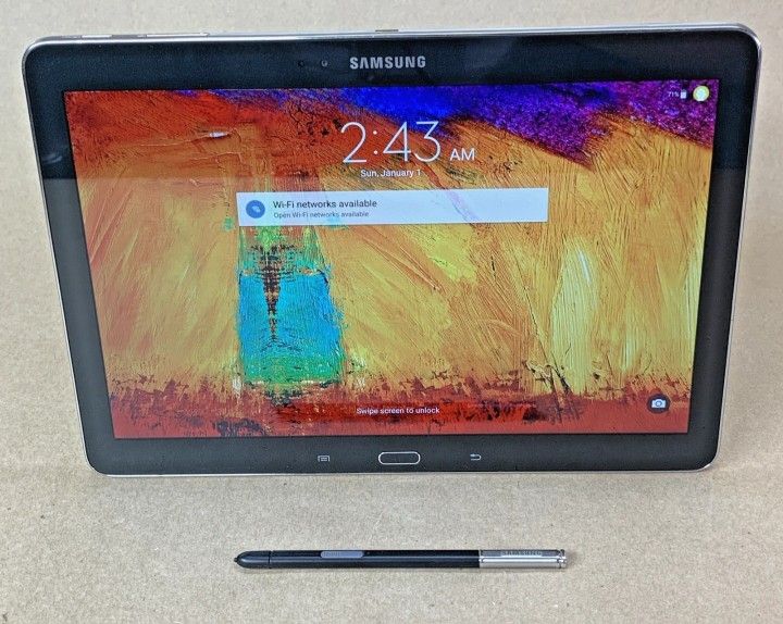 SAMSUNG GALAXY NOTE 10.1" TABLET W LEATHER COVER ONKY $30