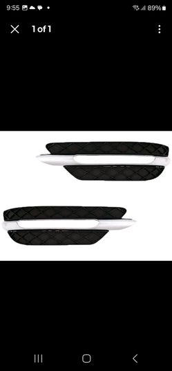 Mercedes Benz w204 Bezel fog light set.