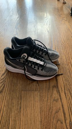 Nike Shoes Size 9.5 Mens 