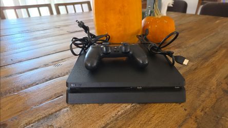 Ps4 slim 1tb
