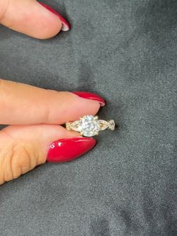 14K Yellow Gold Engagement Diamond Ring