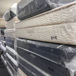 Queen Mattresses Saatva