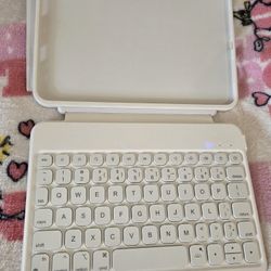 Ipad Mini Case And Ipad Mini Keyboard 