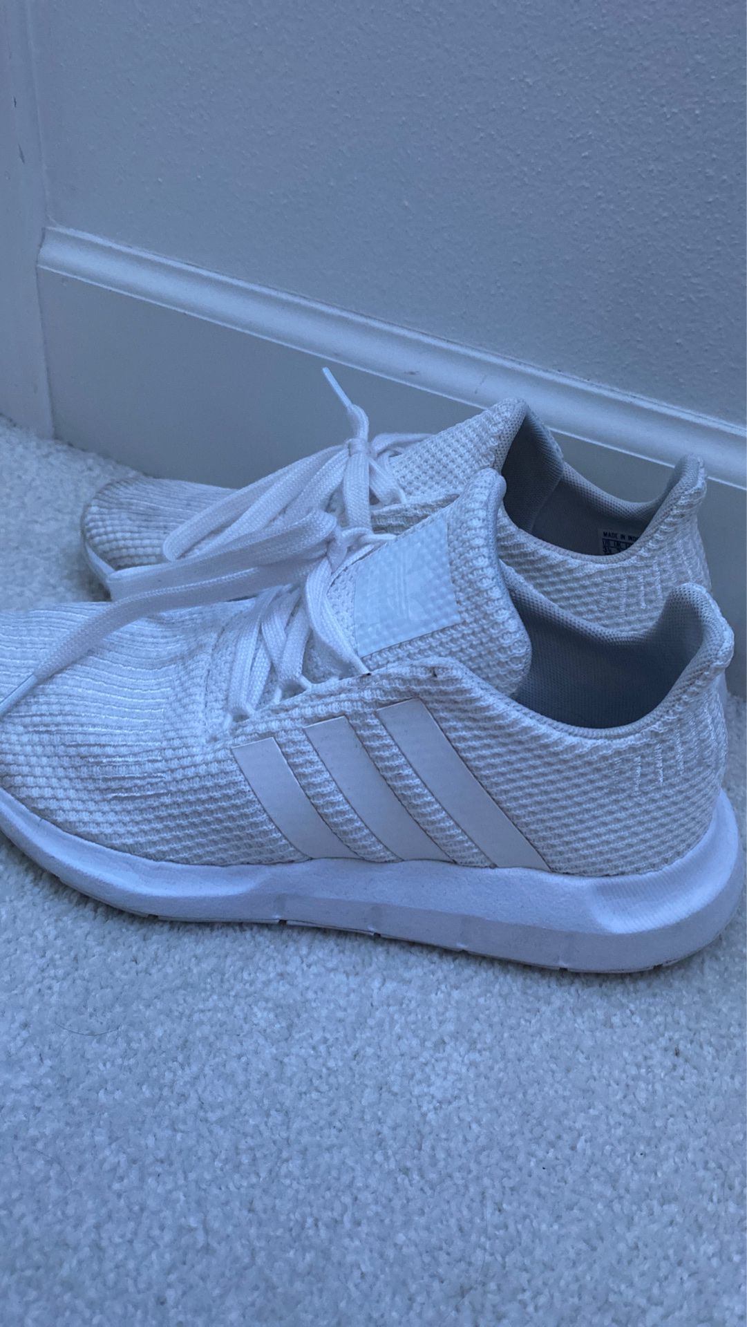White Adidas tennis shoes
