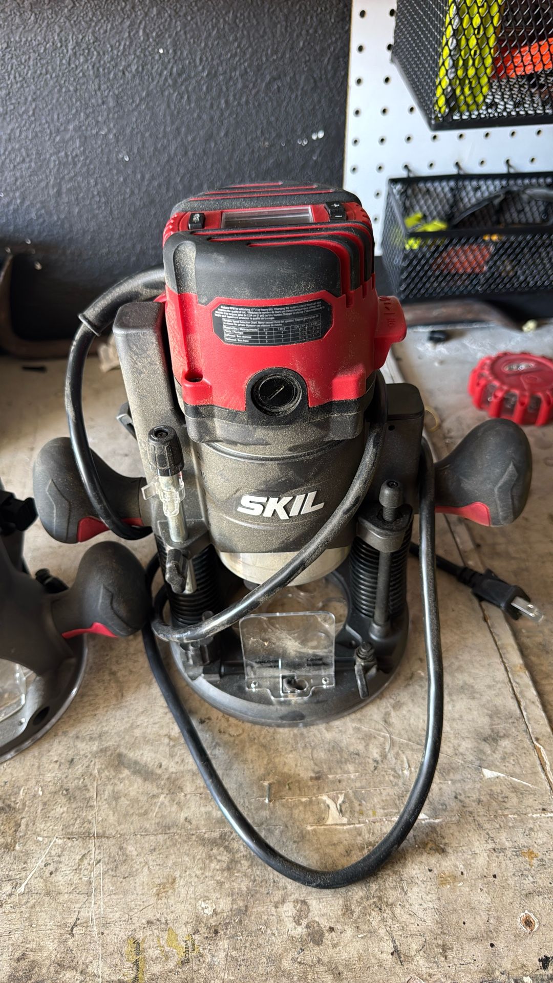 Skil Router