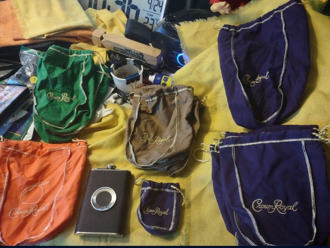 Crown Royal Big Lot And Flask Will Not Separate