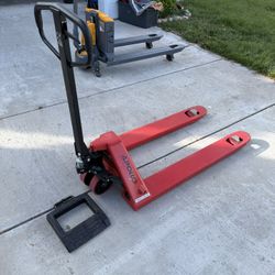 Manual Pallet Jack