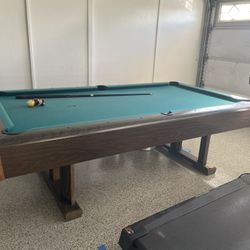 Pool Table - 8 FT