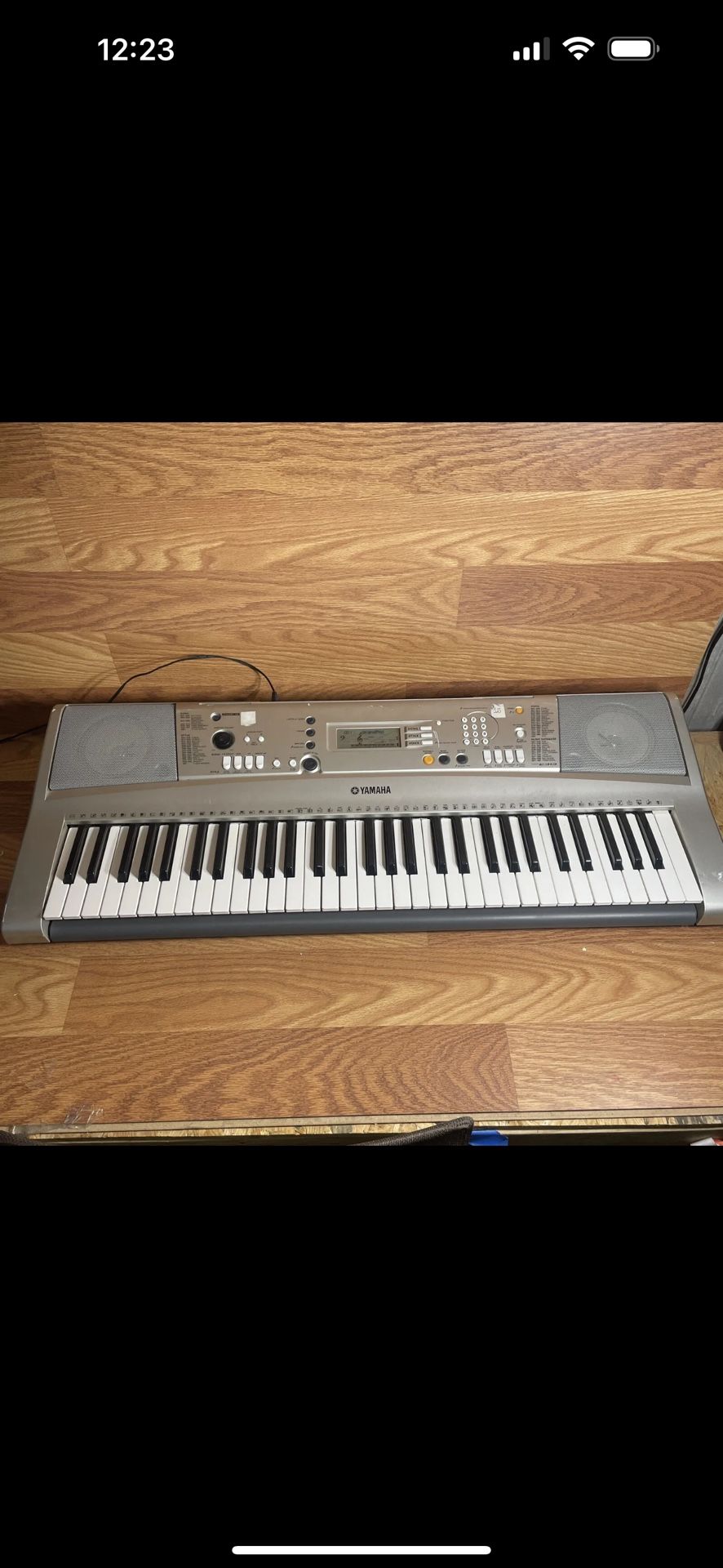 Yamaha Psr E413  